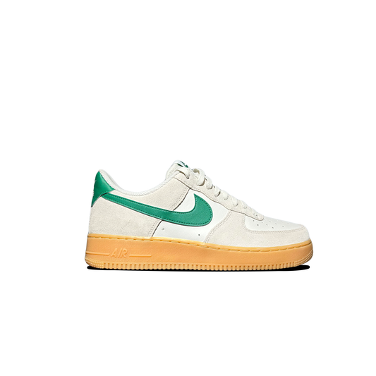 Nike Air Force 1.07 LV8